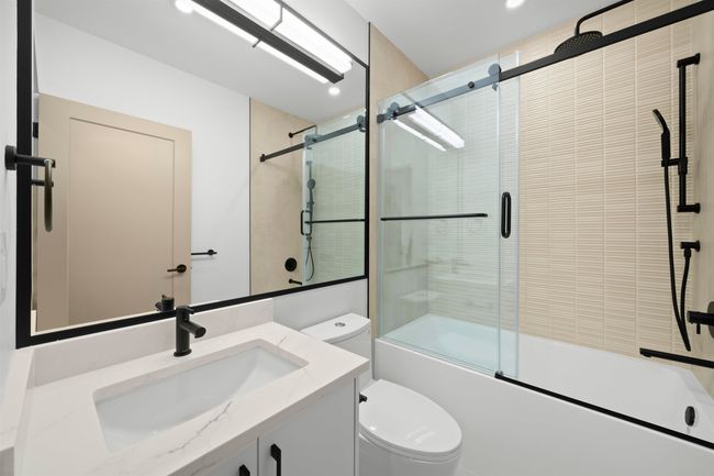 5628 Chaffey Ave, Home with 6 bedrooms, 5 bathrooms and 2 parking in Burnaby BC | Image 27