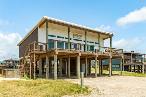 706 Beach Dr, Surfside Beach, TX, 77541-9805 | Card Image