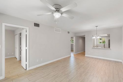 g103-1008 Manatee Rd, NAPLES, FL, 34114-3927 | Card Image