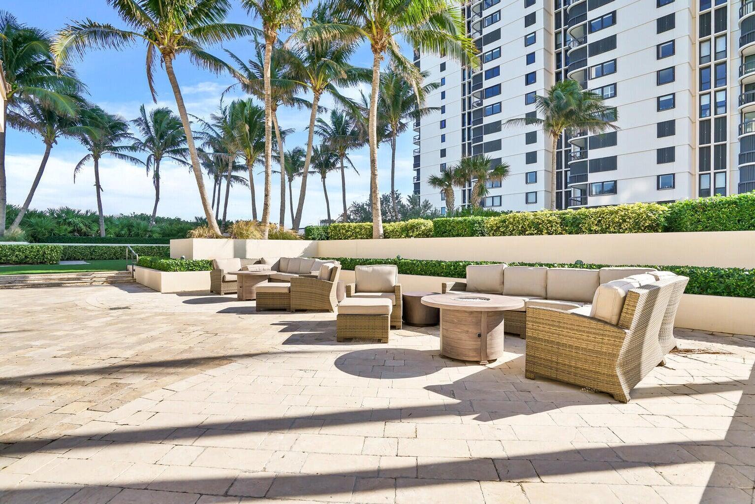Residential Lease in Singer Island 4