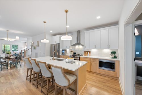 2706A Bronte Ave, Nashville, TN, 37216 | Card Image