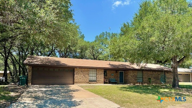 Gateway Cir, Gatesville, TX 76528