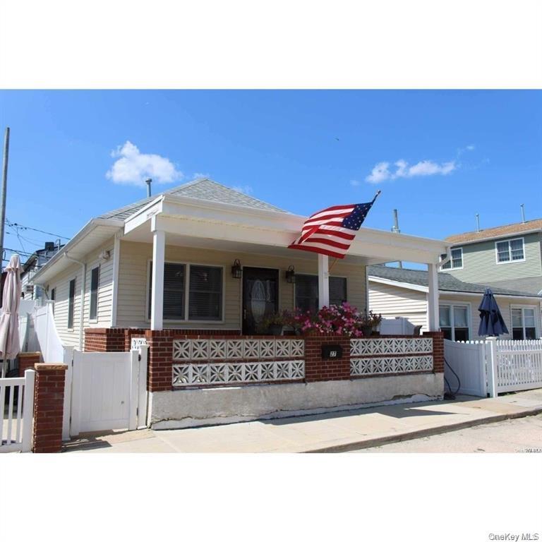 Residential Lease in Long Beach