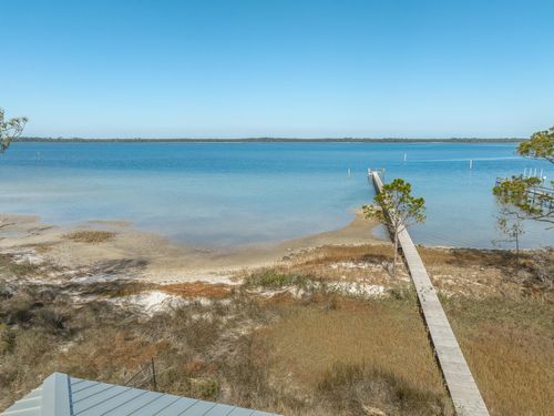 1686 Alligator Dr, ALLIGATOR POINT, FL, 32346-5118 | Card Image