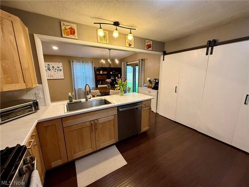 233 Baldwin Drive, Berea, OH, 44017 | Card Image