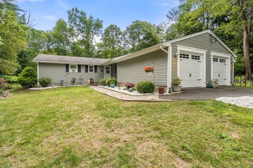 1 Sunset Rock Rd, Wilbraham, MA, 01095-1726 | Card Image