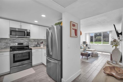 apt-108-9431 Live Oak Pl, Davie, FL, 33324-4786 | Card Image