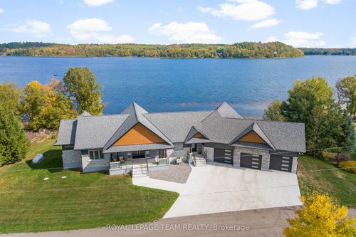 231 Finnerty Rd, Cobden, ON, K0J1K0 | Card Image