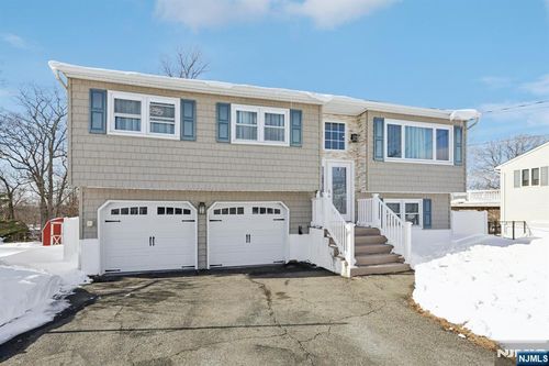 36 Musconetcong Ave, Hopatcong, NJ, 07843-1610 | Card Image