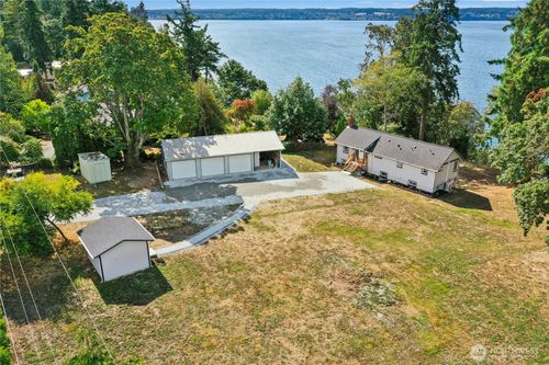 4140 S Camano Dr, Camano Island, WA, 98282-5000 | Card Image
