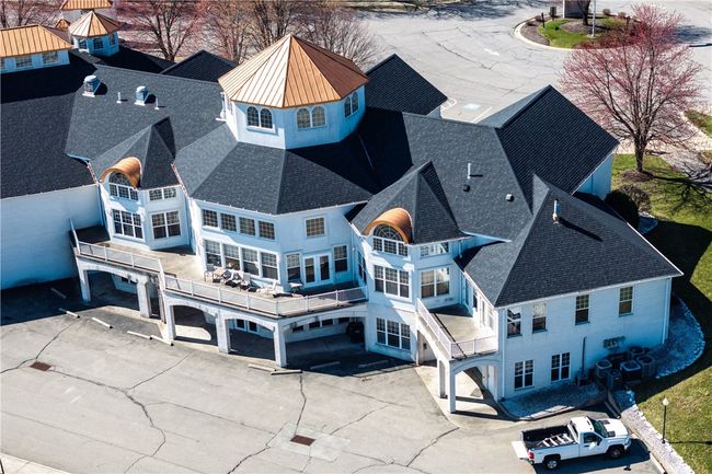 302 Pointe View Dr, Townhouse with 3 bedrooms, 3 bathrooms and 2 parking in Mars PA | Image 36
