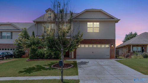 324 Acorn Grove Ln Sw, Huntsville, AL, 35824-3501 | Card Image