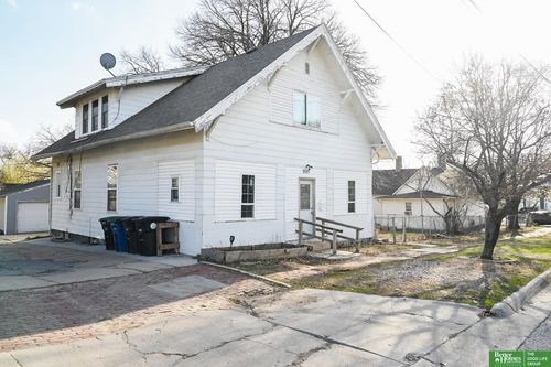2015 W St, Omaha, NE, 68107-3634 | Card Image