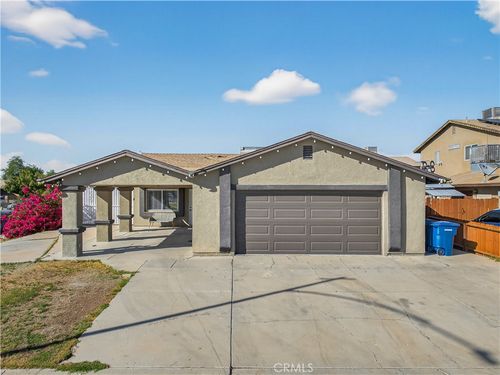 198 Driftwood Dr, El Centro, CA, 92243-4592 | Card Image