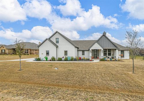 250 Odell Rd, Springtown, TX, 76082-6337 | Card Image