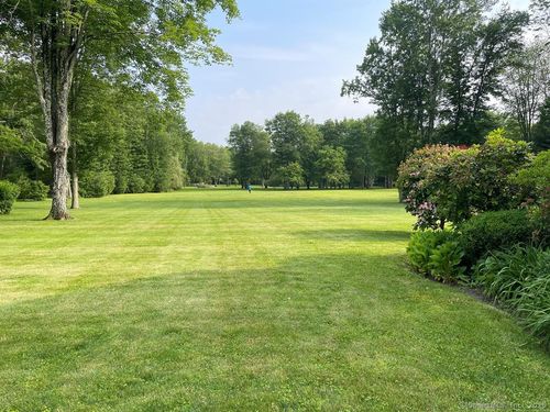 90 Redding Rd, Easton, CT, 06612-1522 | Card Image