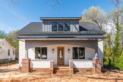 909 Oberlin Rd, Raleigh, NC, 27605-1132 | Card Image