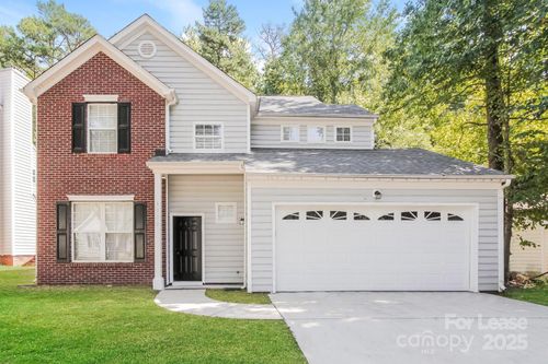 6320 Spanish Moss Ln, Charlotte, NC, 28262-2257 | Card Image