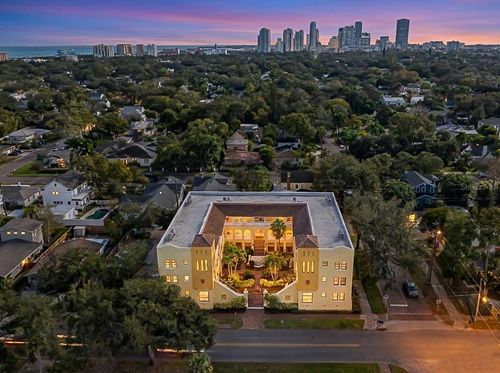 apt-15-210 22nd Ave Ne, ST PETERSBURG, FL, 33704-3558 | Card Image