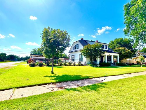 412 Locust, Merkel, TX, 79536-5110 | Card Image