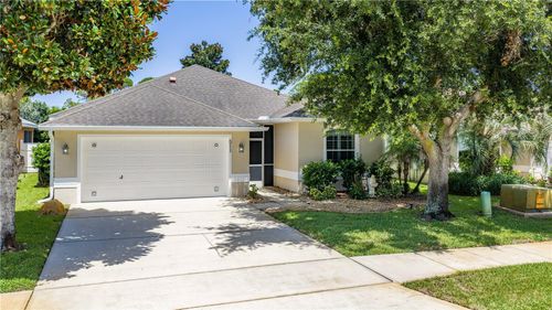 511 Safe Harbor Dr, Edgewater, FL, 32141-7923 | Card Image