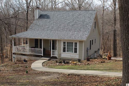 140 Dawson Dr, Eddyville, KY, 42038-8679 | Card Image