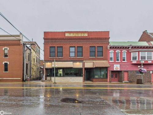 115 N Market St, Oskaloosa, IA, 52577-2826 | Card Image