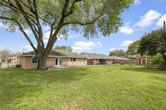 1101 E Rutgers Ln, House other with 3 bedrooms, 2 bathrooms and 2 parking in Deer Park TX | Image 23