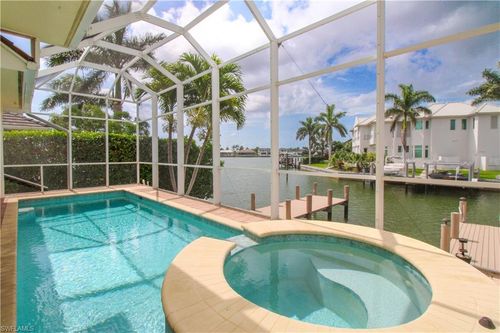 481 Maunder Ct, MARCO ISLAND, FL, 34145-1941 | Card Image