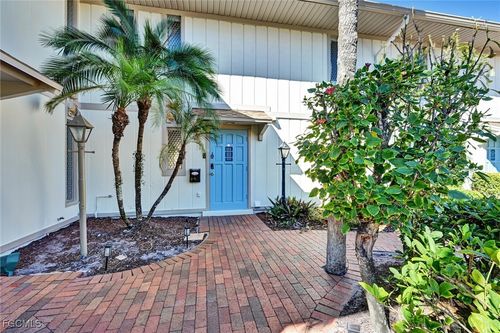 apt-b-4265 Island Cir, FORT MYERS, FL, 33919-4422 | Card Image