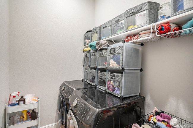 420 Bee Caves Cv, House other with 5 bedrooms, 3 bathrooms and null parking in Cibolo TX | Image 16