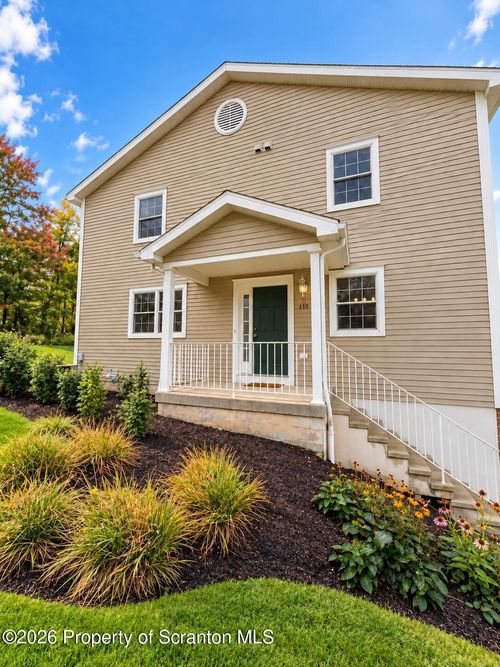 bldg-28-115 Parkland Dr, Clarks Summit, PA, 18411-2914 | Card Image