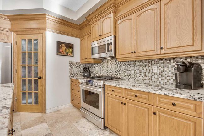 76 Chaparral Cove Se, House other with 3 bedrooms, 3 bathrooms and 4 parking in Calgary AB | Image 9