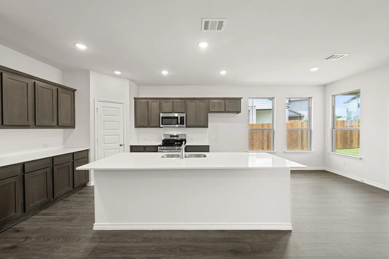 Residential Lease in Denton 3