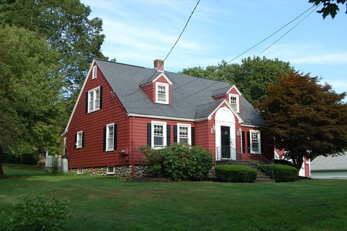 10 Sampson St, Spencer, MA, 01562-2046 | Card Image