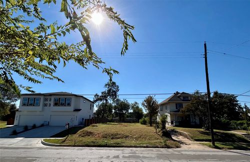 3409 Wendelkin St, Dallas, TX, 75215-3454 | Card Image
