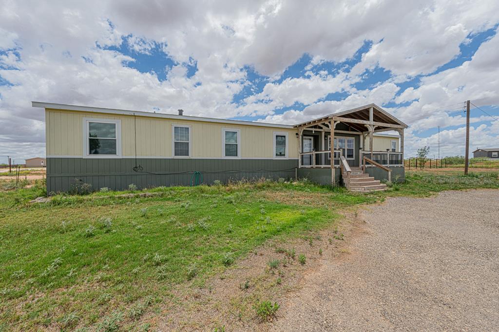 County Road 1051 , Stanton, TX 79782