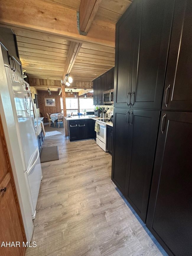 647 Meadow Rd, House other with 4 bedrooms, 3 bathrooms and null parking in Manns Choice PA | Image 7