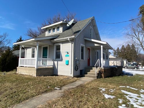 107 Evans Ave, Valparaiso, IN, 46383-3507 | Card Image