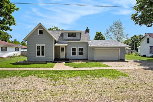 315 S A Ave, Athens, MI, 49011-5115 | Card Image