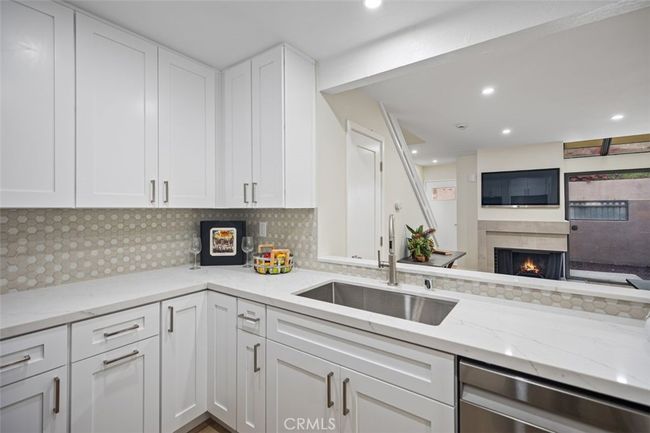 UNIT-77 - 25761 Le Parc, Condo with 1 bedrooms, 2 bathrooms and 2 parking in Lake Forest CA | Image 20
