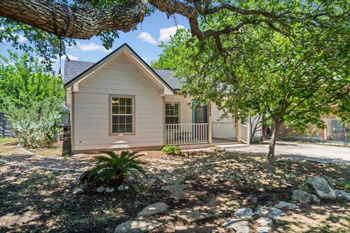 b-208 W North St, Kyle, TX, 78640-5931 | Card Image