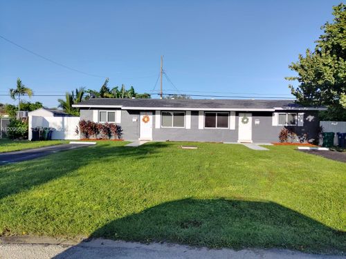20700 Sw 114th Ave, Miami, FL, 33189-2212 | Card Image