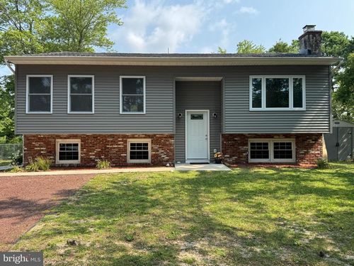 14 Cardinal Dr, BROWNS MILLS, NJ, 08015-6439 | Card Image