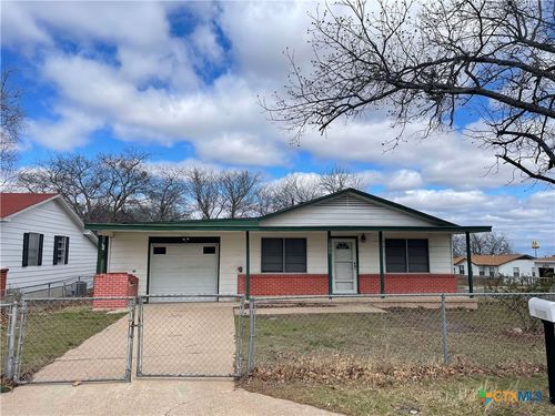 1005 Phil Ave, Copperas Cove, TX, 76522-2355 | Card Image