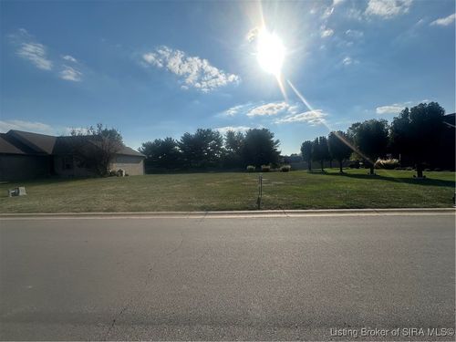 2882 Sandalwood Dr, New Albany, IN, 47150-9464 | Card Image