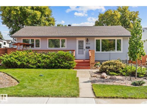 9015 151 St Nw, Edmonton, AB, T5R1J4 | Card Image