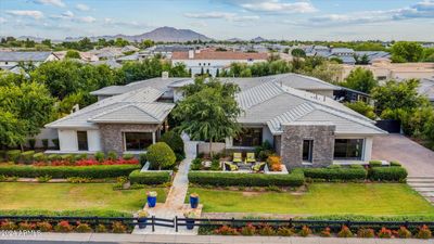 2751 E Pelican Court, House other with 5 bedrooms, 5 bathrooms and null parking in Gilbert AZ | Image 1