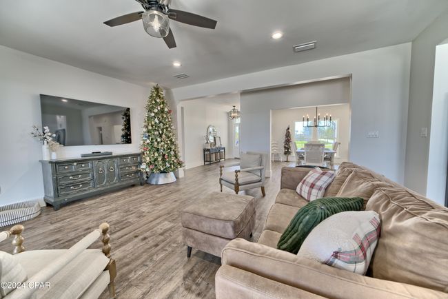 700 E 2 Nd St, House other with 4 bedrooms, 4 bathrooms and null parking in Lynn Haven FL | Image 18