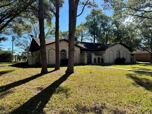 413 Elm Dr, Ganado, TX, 77962-8410 | Card Image